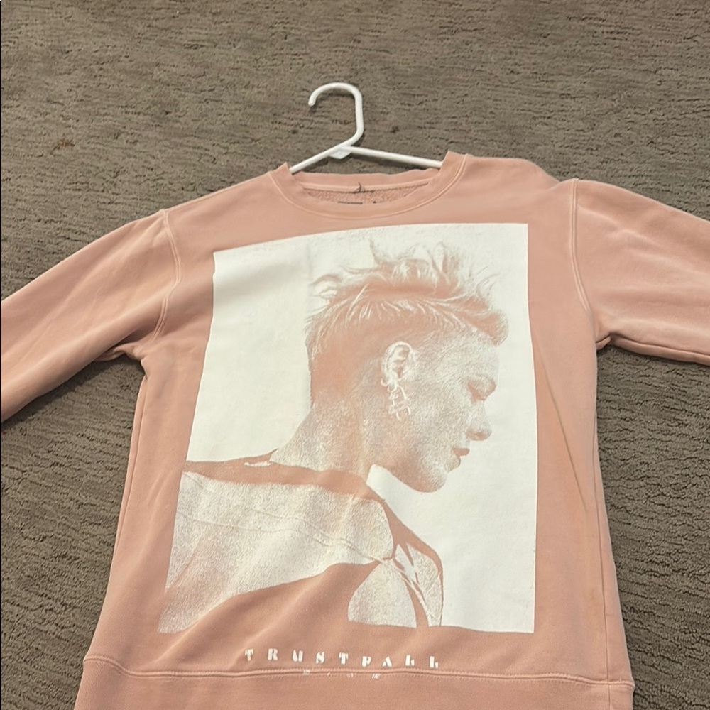 Men's Pink Sweater